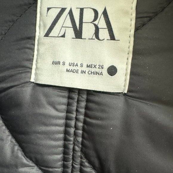 Zara Vegan Leather Quilted Padded Puffer Jacket Blogger Fav Black Sz Small - Picture 4 of 6